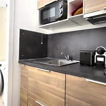 Sauge Magnifique Studio, Rer B A 850m, Parking Apartment Bourg-la-Reine