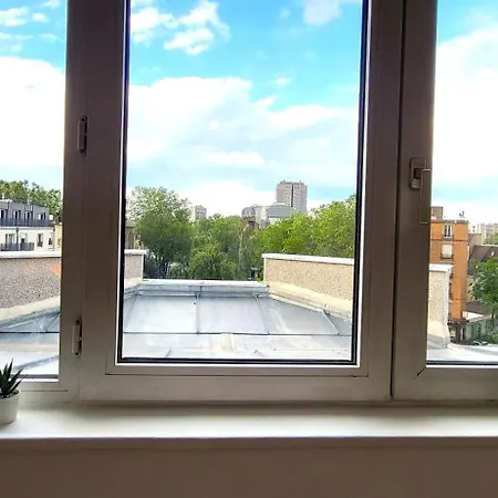 Sauge Magnifique Studio, Rer B A 850m, Parking Bourg-la-Reine